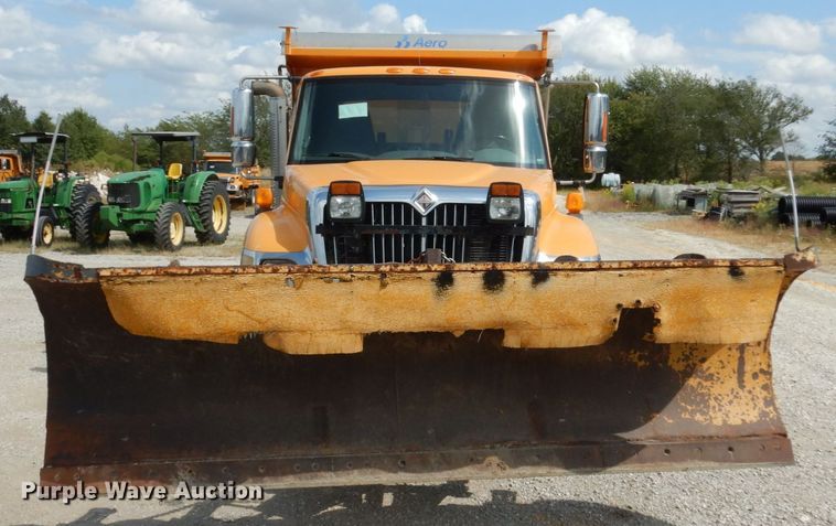 image for item KI9540 2006 International WorkStar 7400  dump truck