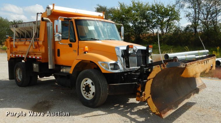 image for item KI9540 2006 International WorkStar 7400  dump truck