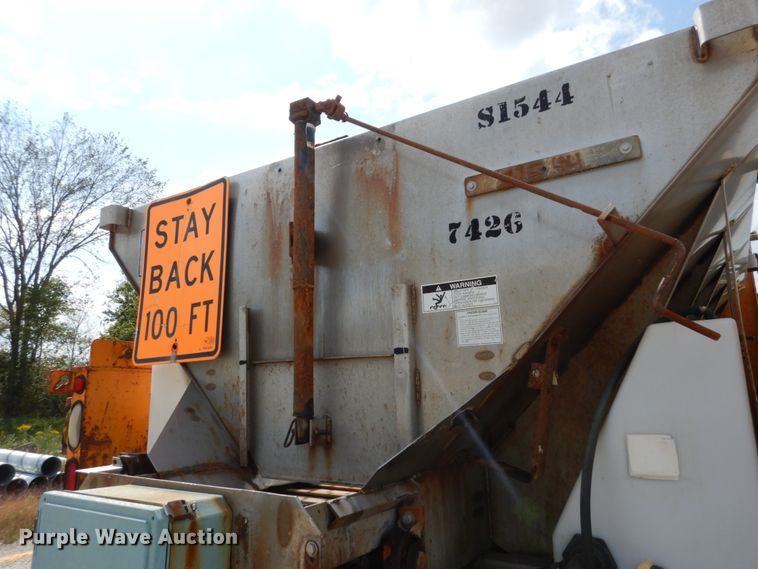 image for item KI9540 2006 International WorkStar 7400  dump truck