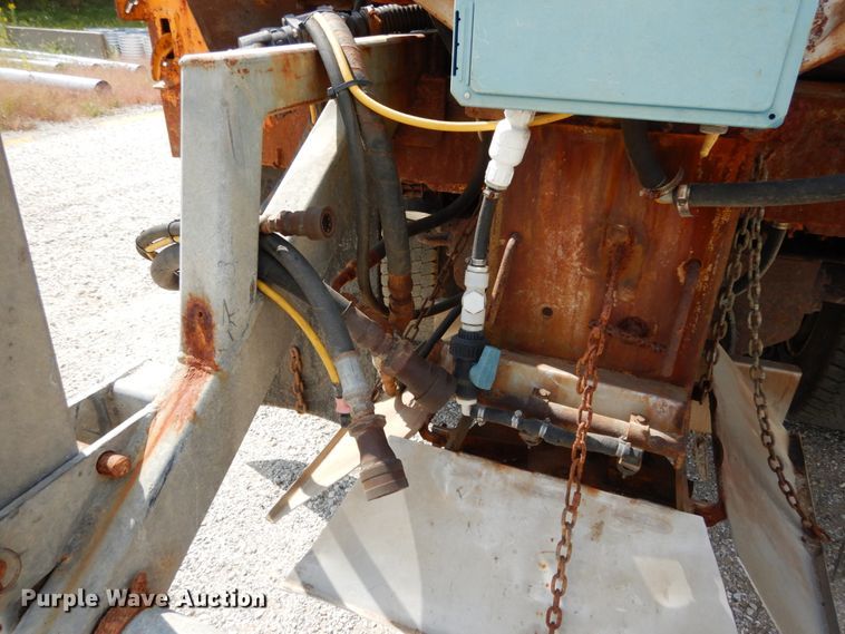 image for item KI9540 2006 International WorkStar 7400  dump truck