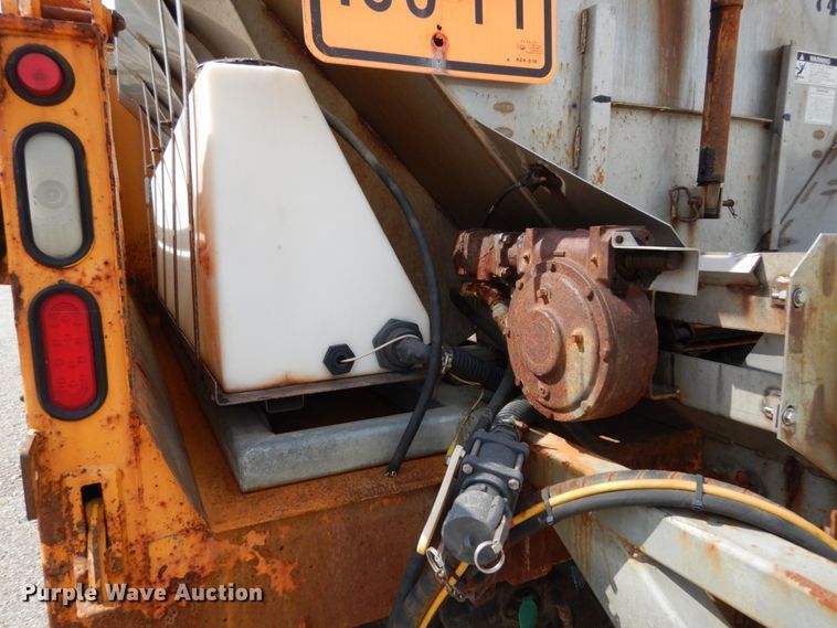 image for item KI9540 2006 International WorkStar 7400  dump truck