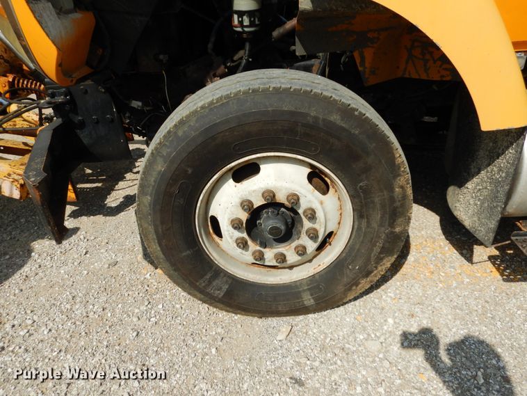 image for item KI9540 2006 International WorkStar 7400  dump truck