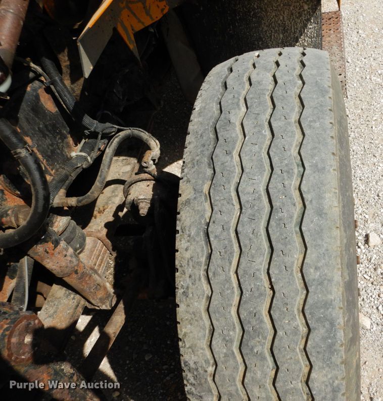 image for item KI9540 2006 International WorkStar 7400  dump truck