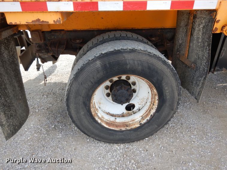 image for item KI9540 2006 International WorkStar 7400  dump truck