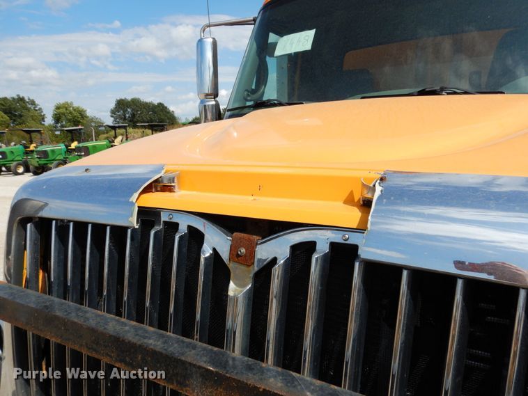 image for item KI9542 2006 International WorkStar 7500  dump truck