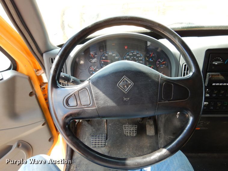 image for item KI9542 2006 International WorkStar 7500  dump truck