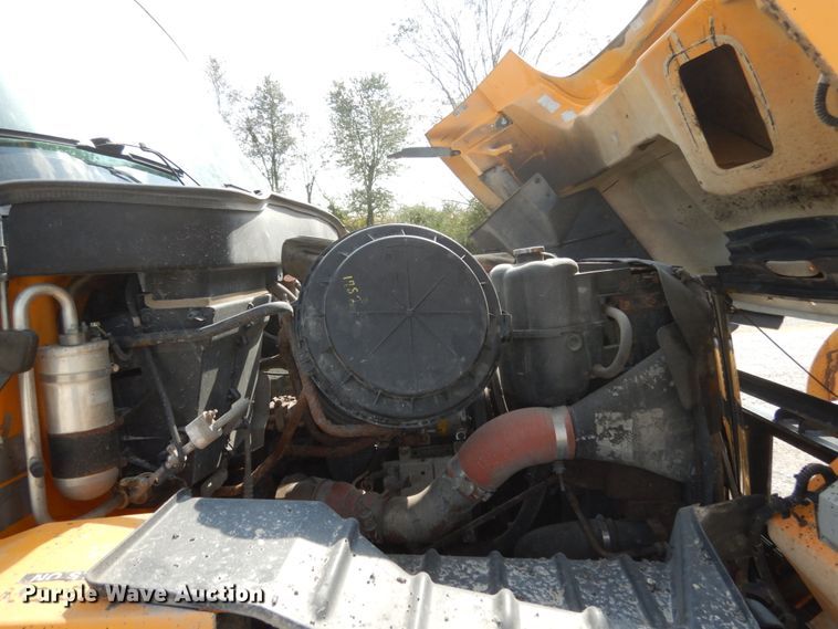 image for item KI9542 2006 International WorkStar 7500  dump truck