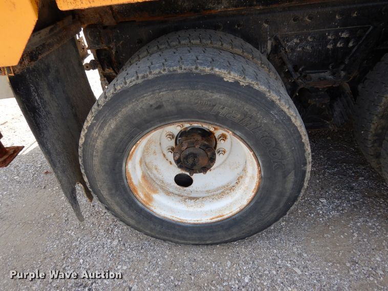 image for item KI9542 2006 International WorkStar 7500  dump truck