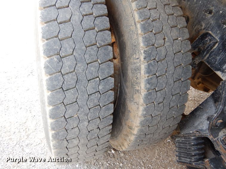 image for item KI9542 2006 International WorkStar 7500  dump truck