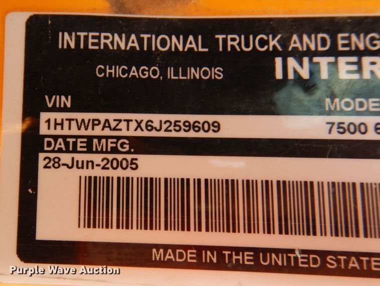 image for item KI9542 2006 International WorkStar 7500  dump truck