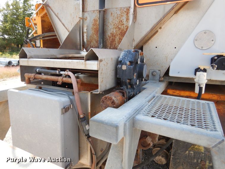 image for item KI9544 2004 International WorkStar 7500  dump truck