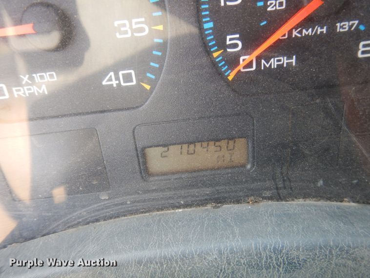 image for item KI9544 2004 International WorkStar 7500  dump truck