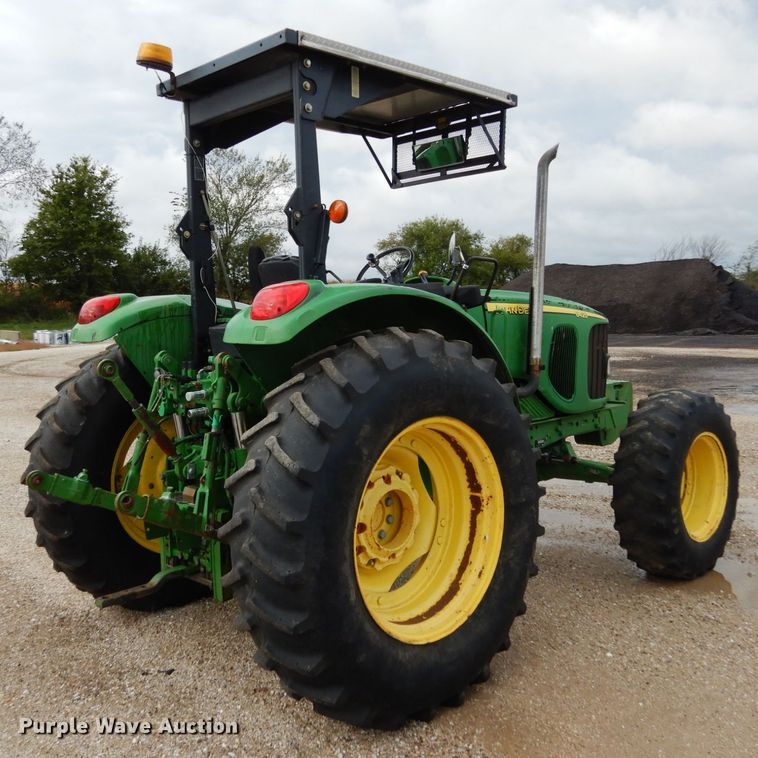 image for item KI9545 2002 John Deere 6420  MFWD tractor