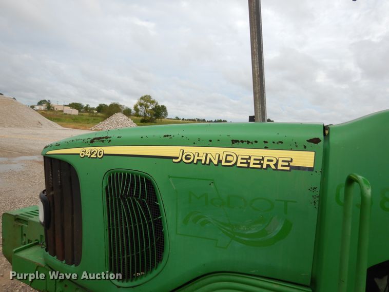 image for item KI9545 2002 John Deere 6420  MFWD tractor