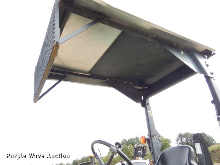 image for item KI9545 2002 John Deere 6420  MFWD tractor