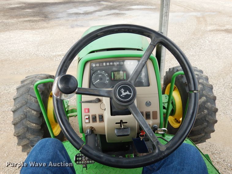 image for item KI9545 2002 John Deere 6420  MFWD tractor