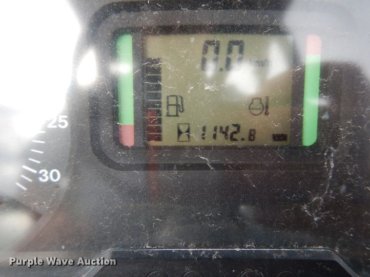 image for item KI9545 2002 John Deere 6420  MFWD tractor