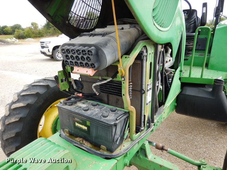 image for item KI9545 2002 John Deere 6420  MFWD tractor