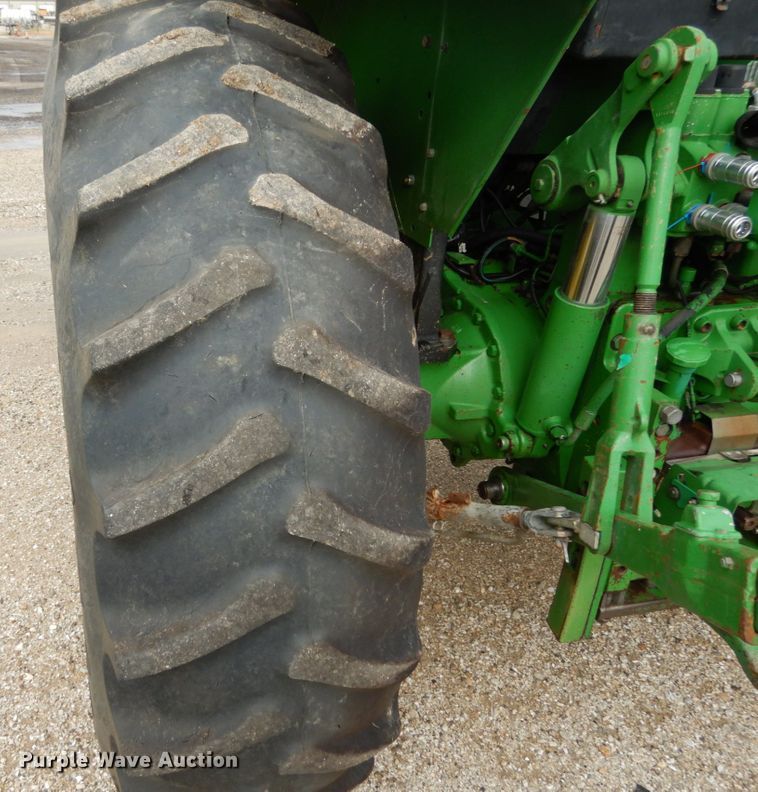 image for item KI9545 2002 John Deere 6420  MFWD tractor