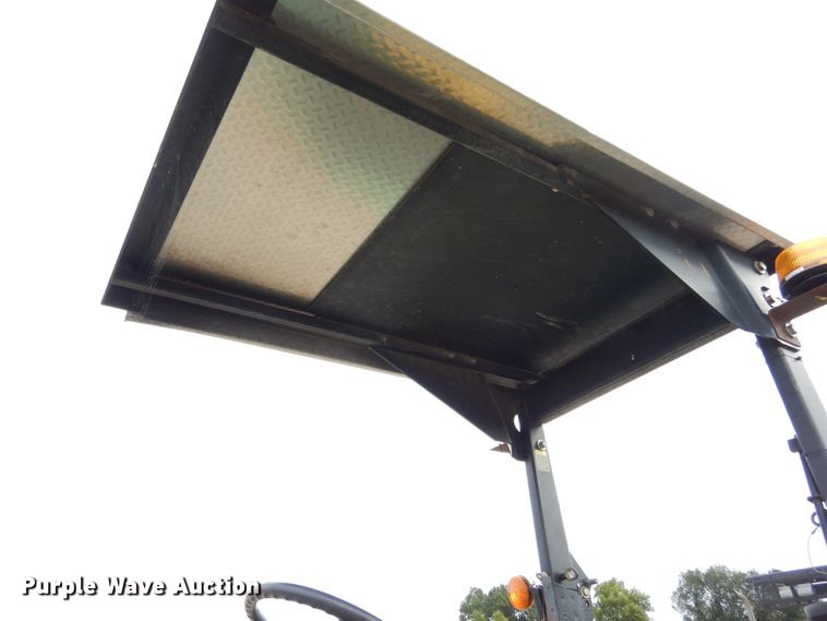 image for item KI9546 2002 John Deere 6420  tractor