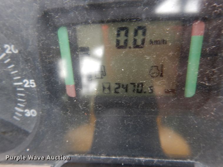 image for item KI9546 2002 John Deere 6420  tractor