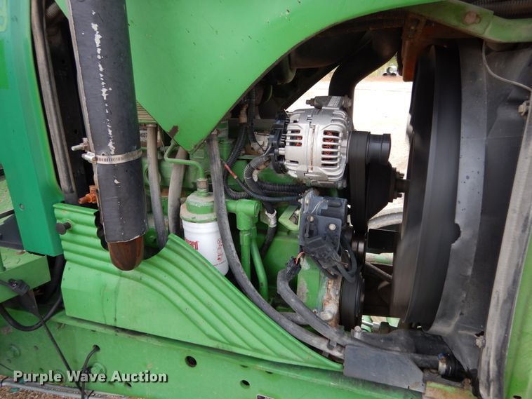 image for item KI9546 2002 John Deere 6420  tractor