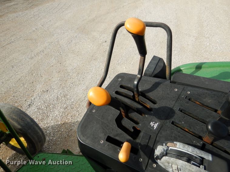 image for item KI9550 John Deere 6410  tractor