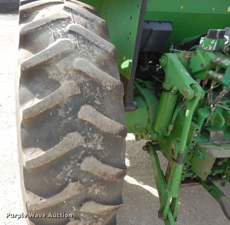 image for item KI9550 John Deere 6410  tractor