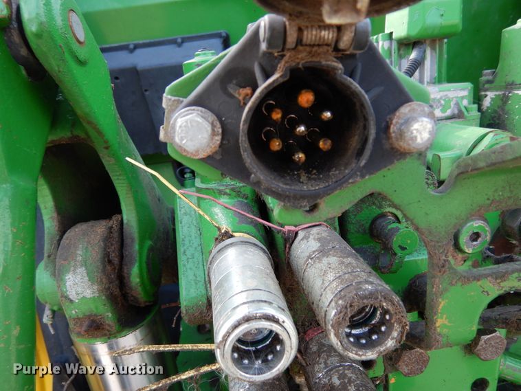 image for item KI9552 2003 John Deere 6615  MFWD tractor