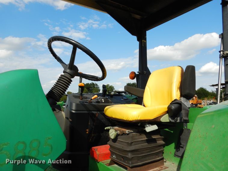 image for item KI9552 2003 John Deere 6615  MFWD tractor