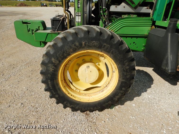 image for item KI9552 2003 John Deere 6615  MFWD tractor
