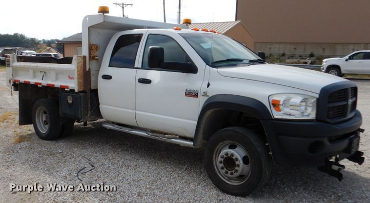 image for item KI9553 2009 Dodge Ram 5500 Heavy Duty  Quad Cab dump truck