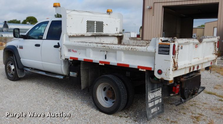 image for item KI9553 2009 Dodge Ram 5500 Heavy Duty  Quad Cab dump truck