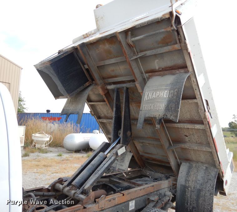 image for item KI9553 2009 Dodge Ram 5500 Heavy Duty  Quad Cab dump truck