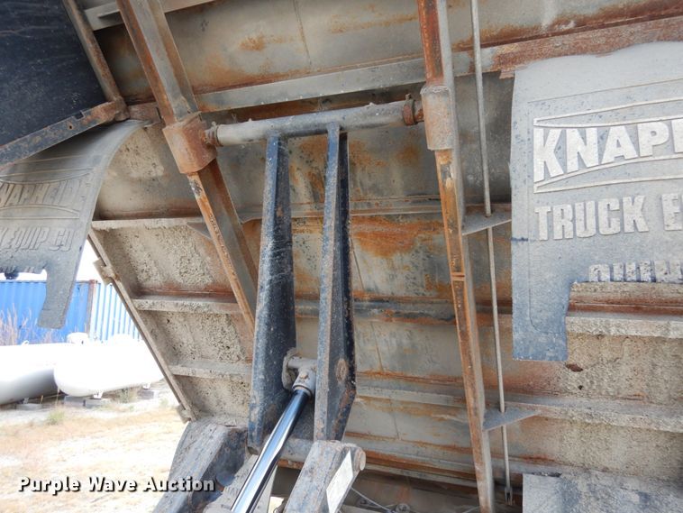 image for item KI9553 2009 Dodge Ram 5500 Heavy Duty  Quad Cab dump truck