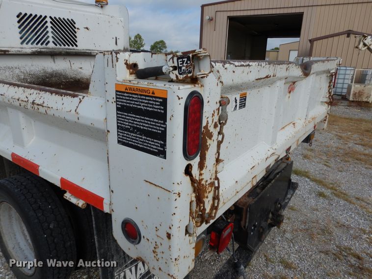 image for item KI9553 2009 Dodge Ram 5500 Heavy Duty  Quad Cab dump truck