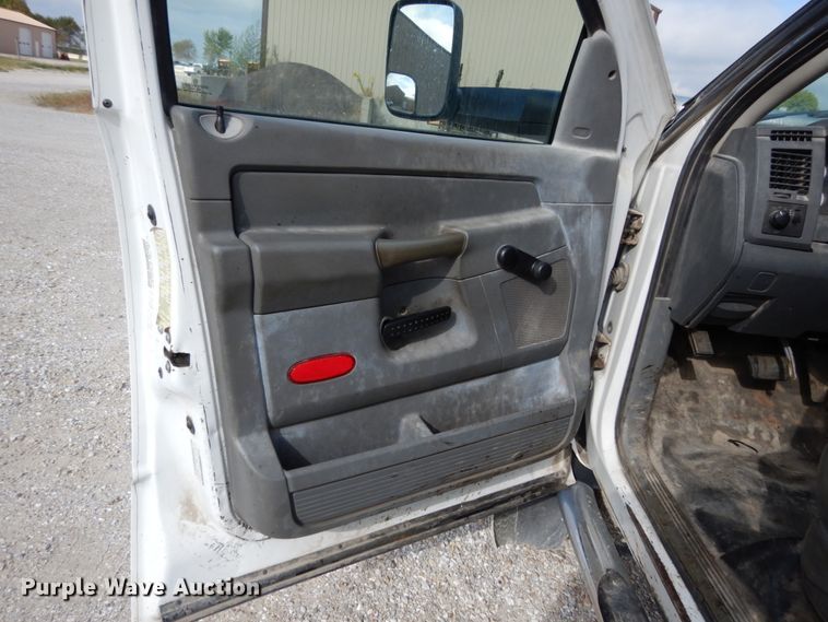 image for item KI9553 2009 Dodge Ram 5500 Heavy Duty  Quad Cab dump truck