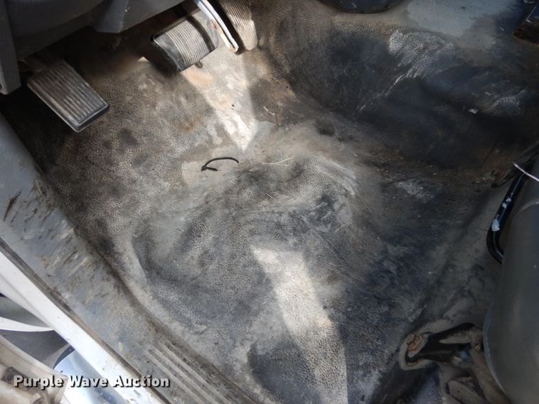 image for item KI9553 2009 Dodge Ram 5500 Heavy Duty  Quad Cab dump truck