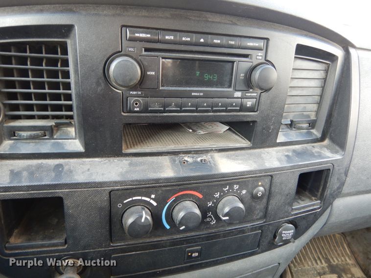 image for item KI9553 2009 Dodge Ram 5500 Heavy Duty  Quad Cab dump truck