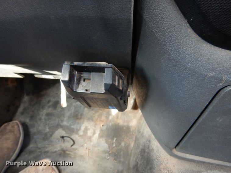 image for item KI9553 2009 Dodge Ram 5500 Heavy Duty  Quad Cab dump truck