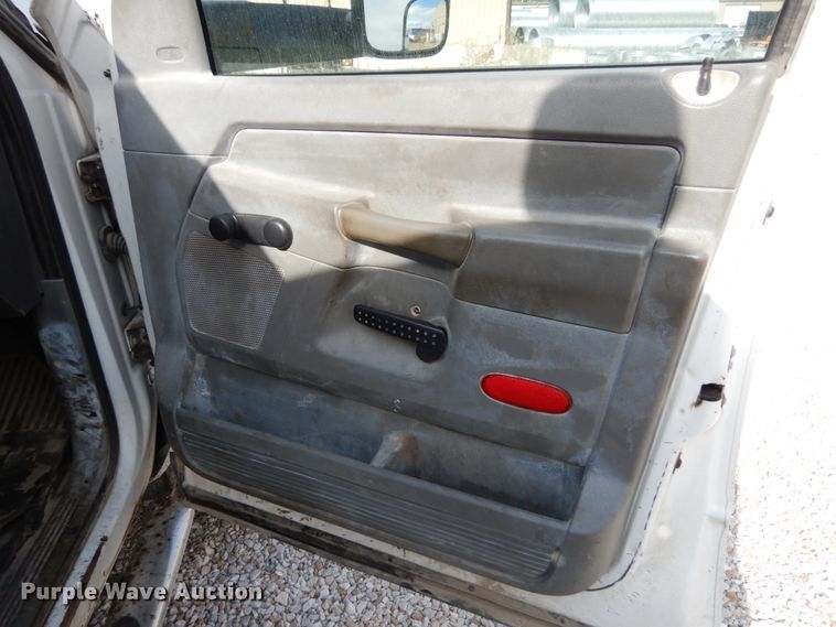 image for item KI9553 2009 Dodge Ram 5500 Heavy Duty  Quad Cab dump truck