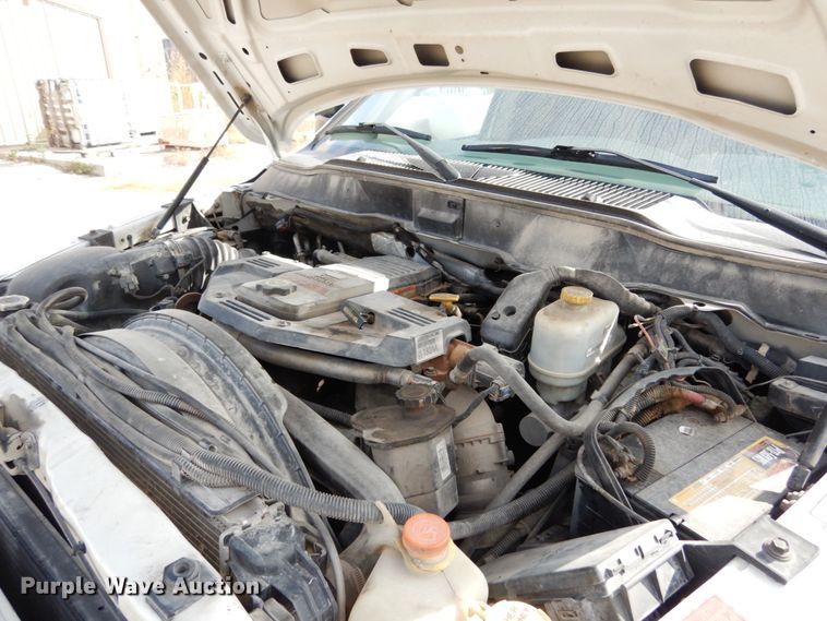 image for item KI9553 2009 Dodge Ram 5500 Heavy Duty  Quad Cab dump truck