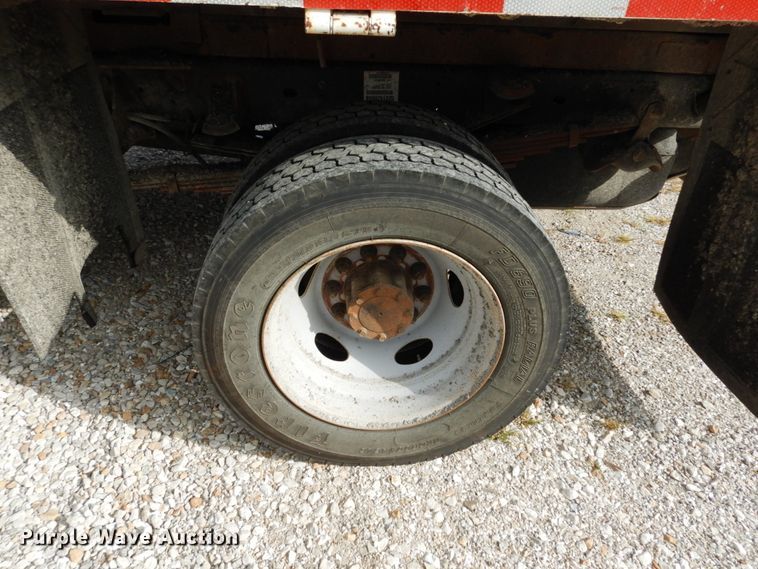 image for item KI9553 2009 Dodge Ram 5500 Heavy Duty  Quad Cab dump truck