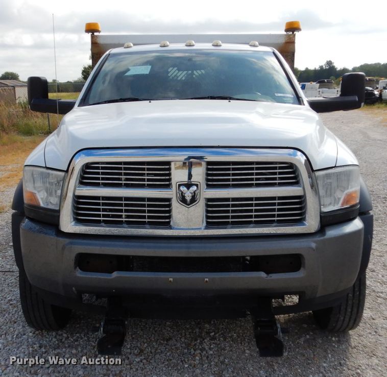 image for item KI9554 2011 Dodge Ram 5500 Heavy Duty  Crew Cab dump truck