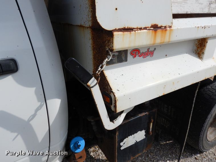 image for item KI9554 2011 Dodge Ram 5500 Heavy Duty  Crew Cab dump truck