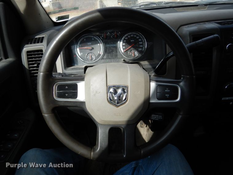 image for item KI9554 2011 Dodge Ram 5500 Heavy Duty  Crew Cab dump truck