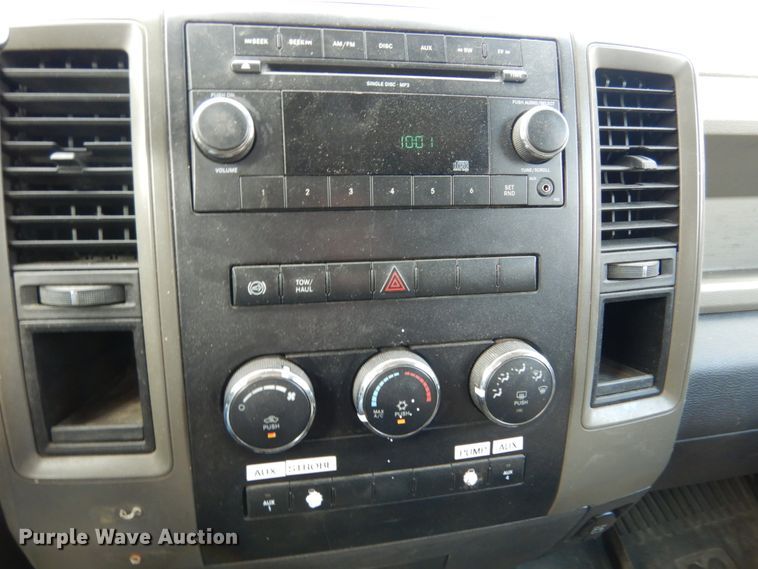 image for item KI9554 2011 Dodge Ram 5500 Heavy Duty  Crew Cab dump truck