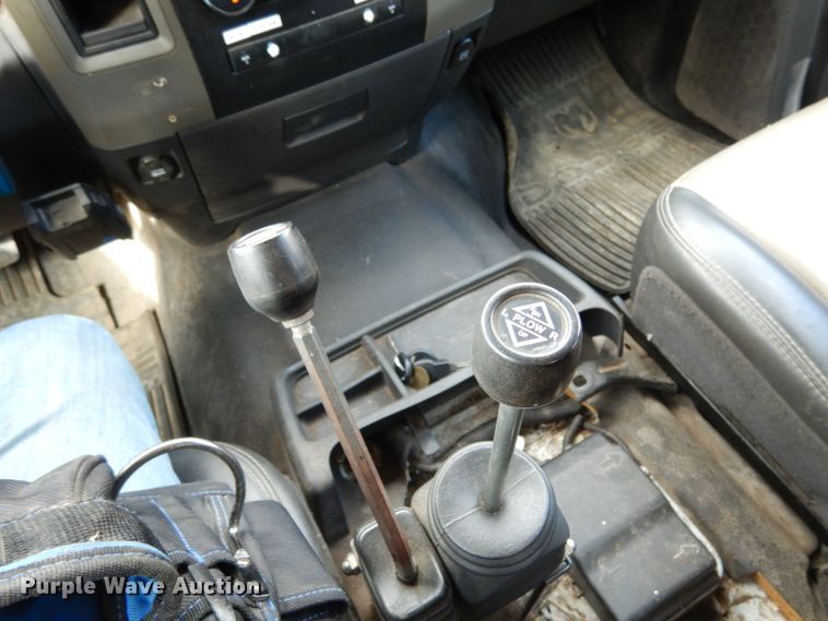 image for item KI9554 2011 Dodge Ram 5500 Heavy Duty  Crew Cab dump truck