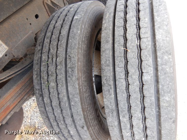 image for item KI9554 2011 Dodge Ram 5500 Heavy Duty  Crew Cab dump truck