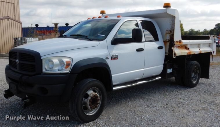 image for item KI9555 2009 Dodge Ram 5500 Heavy Duty  Quad Cab dump truck